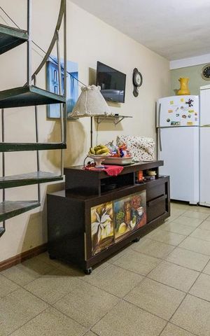 Casa à venda com 300m², 1 quarto e sem vaga Casa à venda com 300m², 1 quarto e sem vagaCozinha