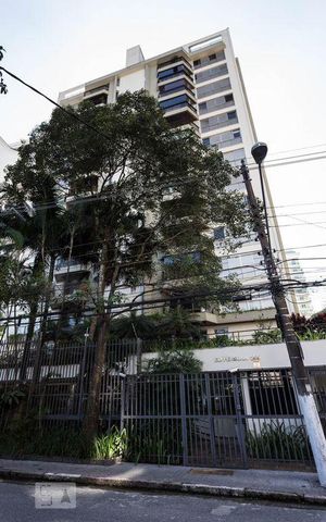 Apartamento à venda com 120m², 3 quartos e 3 vagas Apartamento à venda com 120m², 3 quartos e 3 vagasFachada