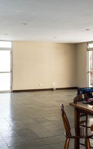 Apartamento à venda com 120m², 3 quartos e 3 vagas Apartamento à venda com 120m², 3 quartos e 3 vagasÁrea comum - Salão de festas