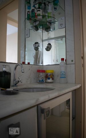 Apartamento à venda com 70m², 2 quartos e 1 vagaBanheiro