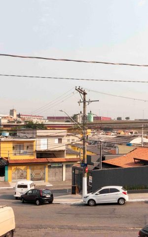 Casa à venda com 170m², 2 quartos e 2 vagas Casa à venda com 170m², 2 quartos e 2 vagasVista Sala