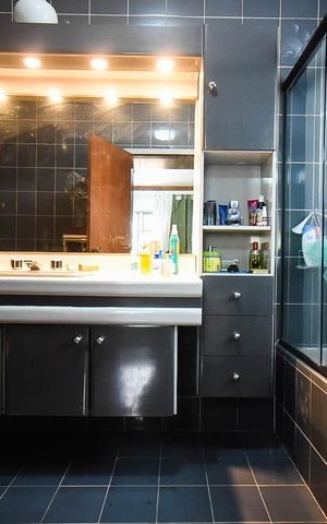 Casa à venda com 636m², 4 quartos e 6 vagas Casa à venda com 636m², 4 quartos e 6 vagasBanheiro suíte 2