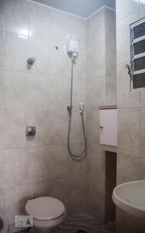Apartamento para alugar com 126m², 3 quartos e 1 vaga Apartamento para alugar com 126m², 3 quartos e 1 vagaBanheiro da Suíte 2