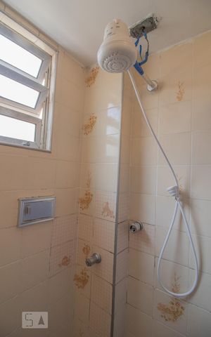Apartamento para alugar com 58m², 2 quartos e 1 vaga Apartamento para alugar com 58m², 2 quartos e 1 vagaDetalhe - Banheiro