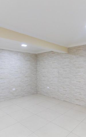 Casa à venda com 350m², 3 quartos e 2 vagas Casa à venda com 350m², 3 quartos e 2 vagasGaragem