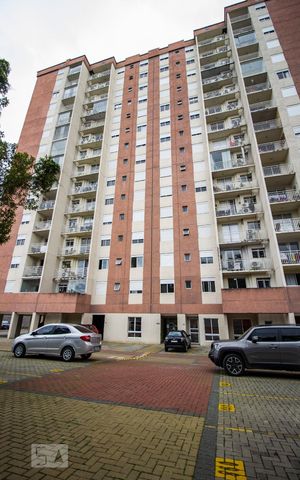 Apartamento à venda com 60m², 2 quartos e 1 vaga Apartamento à venda com 60m², 2 quartos e 1 vagaFachada do bloco