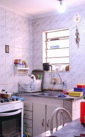Casa à venda com 250m², 9 quartos e 3 vagas Casa à venda com 250m², 9 quartos e 3 vagasCozinha 1