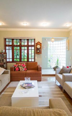 Casa à venda com 286m², 4 quartos e 5 vagasSala 1