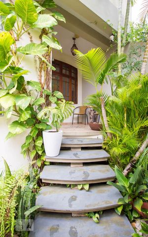 Casa à venda com 286m², 4 quartos e 5 vagasEntrada