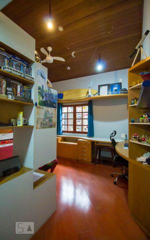 Casa à venda com 286m², 4 quartos e 5 vagasQuarto 1