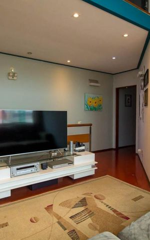 Casa à venda com 286m², 4 quartos e 5 vagasSala 2