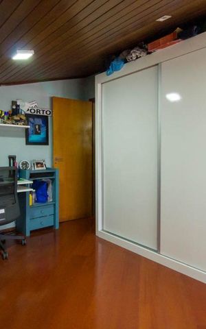 Casa à venda com 286m², 4 quartos e 5 vagasQuarto 3