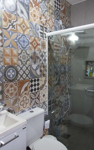 Casa à venda com 400m², 5 quartos e 4 vagas Casa à venda com 400m², 5 quartos e 4 vagasBanheiro Suíte 1
