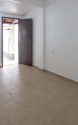 Casa à venda com 400m², 5 quartos e 4 vagas Casa à venda com 400m², 5 quartos e 4 vagasSuite 3