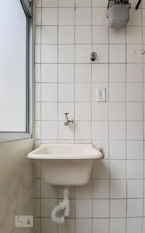 Apartamento para alugar com 60m², 3 quartos e 1 vaga Apartamento para alugar com 60m², 3 quartos e 1 vagaCozinha e Área de Serviço