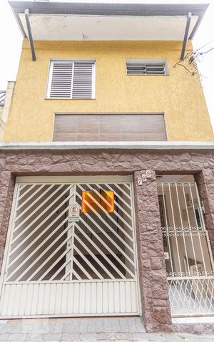 Casa à venda com 200m², 3 quartos e 1 vagaFachada