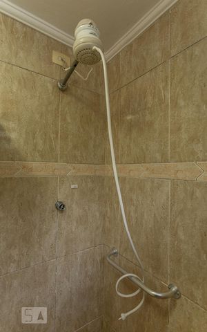 Casa à venda com 200m², 3 quartos e 1 vagaChuveiro