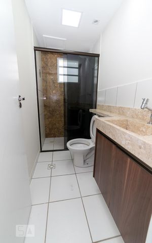 Apartamento à venda com 52m², 2 quartos e 1 vaga Apartamento à venda com 52m², 2 quartos e 1 vagaBanheiro 01