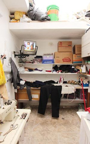 Casa à venda com 220m², 4 quartos e 2 vagasEscritório 