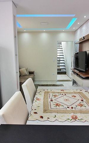 Casa à venda com 220m², 4 quartos e 2 vagasSala/Cozinha 