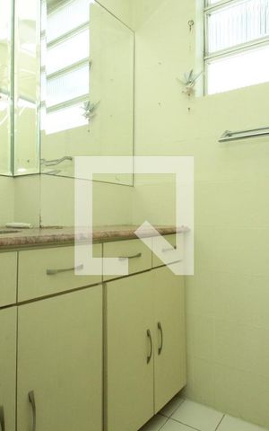 Apartamento à venda com 73m², 2 quartos e sem vagaBanheiro