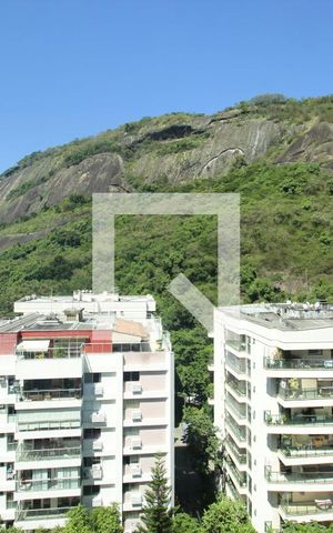 Apartamento à venda com 73m², 2 quartos e sem vagaVista