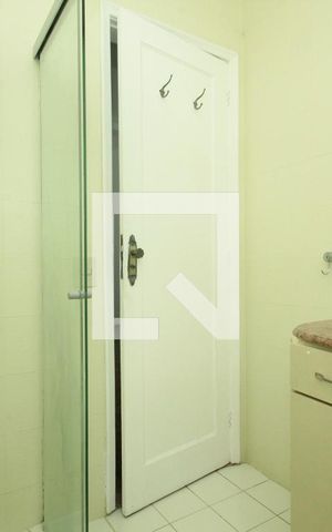 Apartamento à venda com 73m², 2 quartos e sem vagaBanheiro
