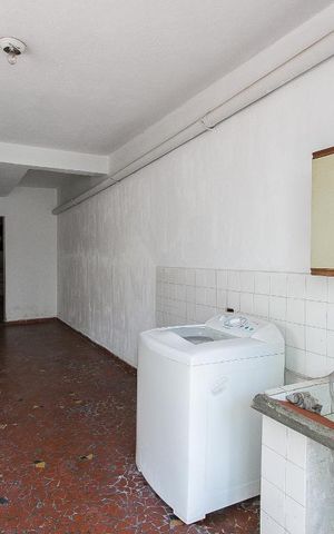 Casa à venda com 200m², 2 quartos e 2 vagasÁrea de Serviço