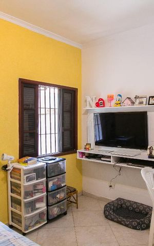 Casa à venda com 200m², 2 quartos e 2 vagasQuarto 2