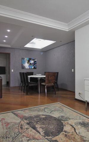 Apartamento à venda com 158m², 4 quartos e 3 vagasSala