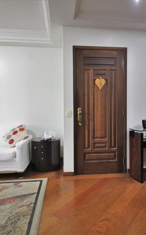 Apartamento à venda com 158m², 4 quartos e 3 vagasSala