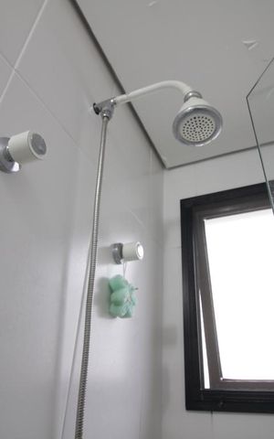 Apartamento à venda com 158m², 4 quartos e 3 vagasChuveiro