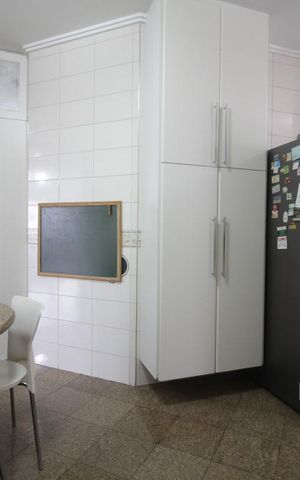 Apartamento à venda com 158m², 4 quartos e 3 vagasCozinha
