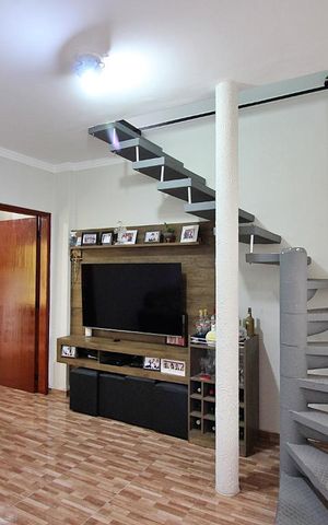 Casa à venda com 112m², 3 quartos e 2 vagasSala 