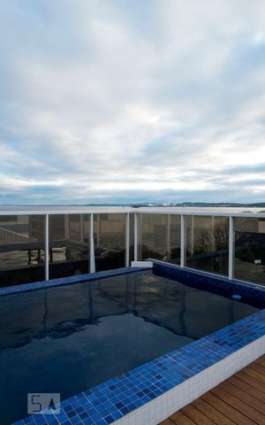 Apartamento à venda com 318m², 3 quartos e 4 vagasPiscina