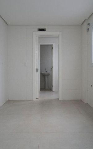 Apartamento à venda com 318m², 3 quartos e 4 vagasCozinha