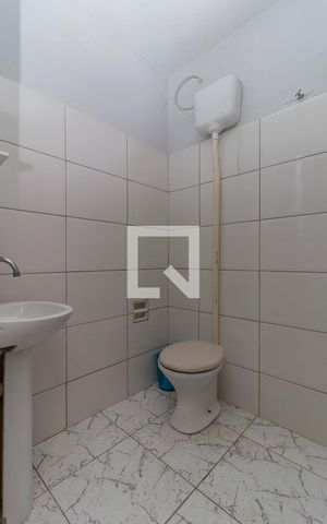 Casa de condomínio à venda com 165m², 2 quartos e 5 vagas Casa de condomínio à venda com 165m², 2 quartos e 5 vagasBanheiro de Serviço