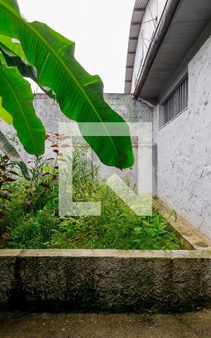 Casa de condomínio à venda com 165m², 2 quartos e 5 vagas Casa de condomínio à venda com 165m², 2 quartos e 5 vagasQuintal