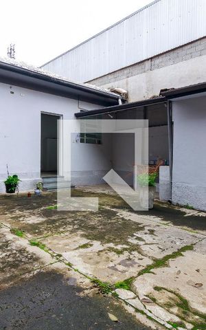 Casa de condomínio à venda com 165m², 2 quartos e 5 vagas Casa de condomínio à venda com 165m², 2 quartos e 5 vagasQuintal