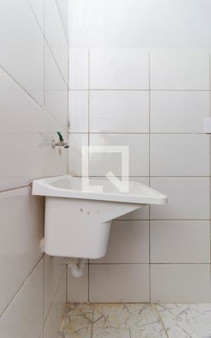 Casa de condomínio à venda com 165m², 2 quartos e 5 vagas Casa de condomínio à venda com 165m², 2 quartos e 5 vagasÁrea de Serviço