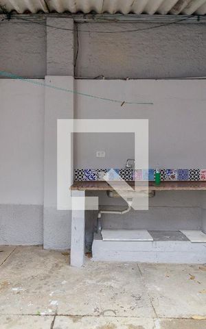 Casa de condomínio à venda com 165m², 2 quartos e 5 vagas Casa de condomínio à venda com 165m², 2 quartos e 5 vagasQuintal