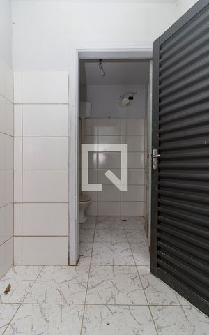 Casa de condomínio à venda com 165m², 2 quartos e 5 vagas Casa de condomínio à venda com 165m², 2 quartos e 5 vagasÁrea de Serviço
