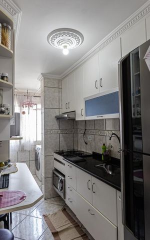 Apartamento à venda com 52m², 2 quartos e 1 vagaCozinha