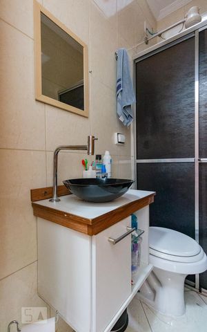 Casa à venda com 85m², 2 quartos e 2 vagas Casa à venda com 85m², 2 quartos e 2 vagasBanheiro suite 2