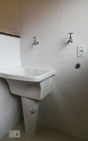 Casa de condomínio para alugar com 30m², 1 quarto e sem vaga Casa de condomínio para alugar com 30m², 1 quarto e sem vagaÁrea de Serviço