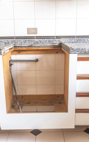 Apartamento à venda com 245m², 4 quartos e 4 vagasArmário