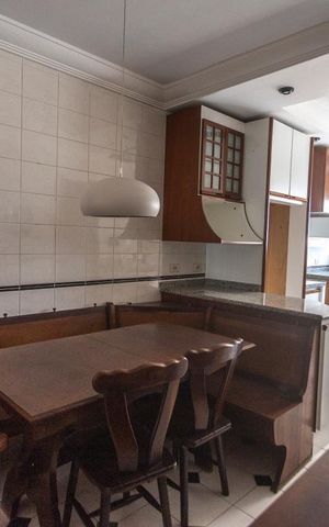 Apartamento à venda com 245m², 4 quartos e 4 vagasCozinha