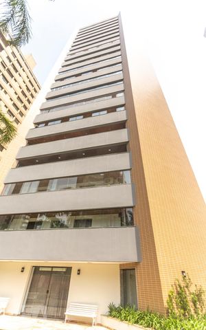 Apartamento à venda com 245m², 4 quartos e 4 vagasFachada