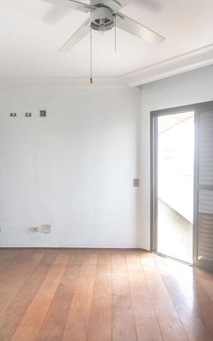 Apartamento à venda com 245m², 4 quartos e 4 vagasSuíte 4