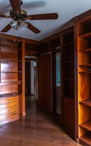 Apartamento à venda com 245m², 4 quartos e 4 vagasSuíte 3